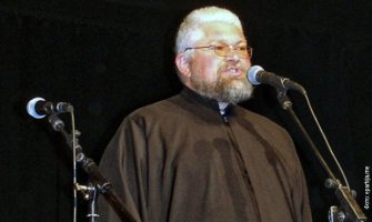 Sveštenik SPC predsjednički kandidat Srpske koalicije