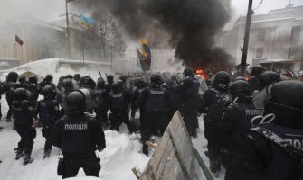 Kijev: Sukob policije i demonstranata, 50 privedenih