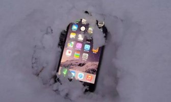 Iako ne djeluje tako, za mobilni telefon snijeg je gori od vode