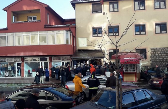 URA: Biro rada u Rožajama uskraćuje prava građanima