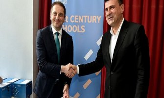 Školama dodijeljeno 300 mikrobitova: Krećemo u digitalizaciju obrazovanja