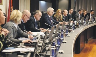 Vlada utvrdila rebalans budžeta, 70 miliona Italijanima za EPCG