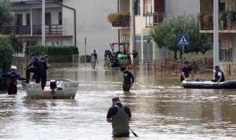 U Hrvatskoj zbog poplava proglašeno vanredno stanje (FOTO) (VIDEO)