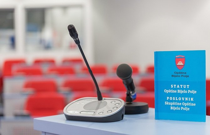 Bijelo Polje: Pogledajte rekonstruisanu Skupštinsku salu (FOTO)