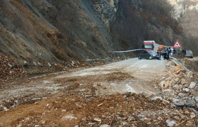 Dobrakovo: Saobraća se u oba smjera