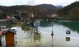 Vodostaj Rijeke Crnojevića u porastu, ekipe pripravne 