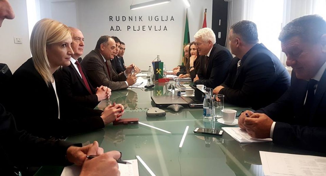 29511777198044570796197518875303972438016n