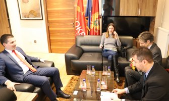 Fer izbori dok je DPS na vlasti mogući kao i snijeg na +40 