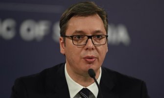 Vučić: Razmatramo uvođenje obaveznog vojnog roka