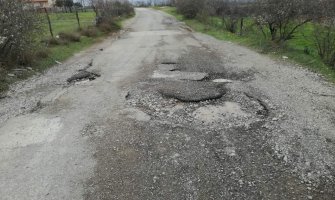 URA: U mjestu „Kuće Rakića“ ulice kao u Africi (FOTO)