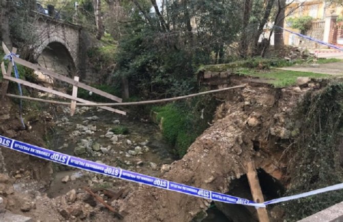 Vladičin most dugo godina u lošem stanju, prije 3 mjeseca zabranjeno korišćenje istog