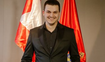 Tanović: Doživotne vođe žele da se oslobode svega što nose kao teret prošlih i sadašnjih vremena