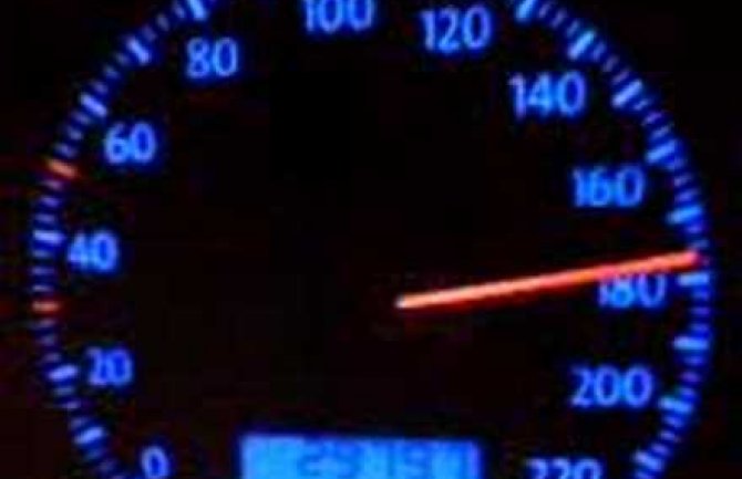 Put Nikšić – Danilovgrad: Vozio  180 km/h gdje je ograničenje 60 km/h!