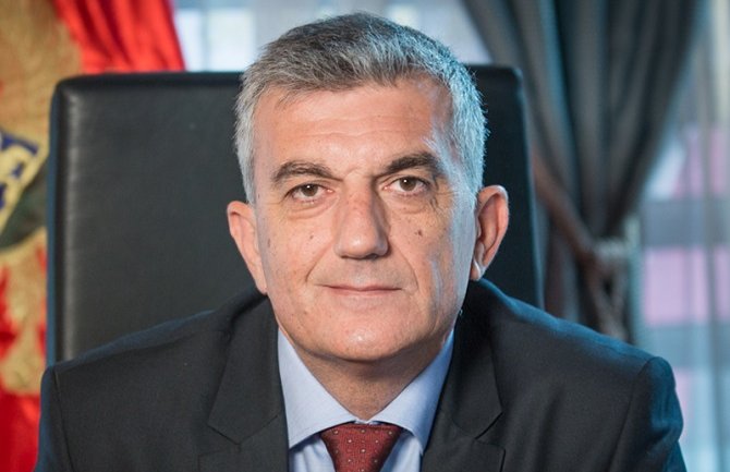 Bojanić čestitao Vaskrs: Slavite ljubav i vjerujte u promjene na bolje