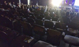 DPS: Bojanić doživio fijasko u Domu kulture u Baru