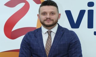 URA: Nepristojno detaljnije komentarisati poruke Nikolića