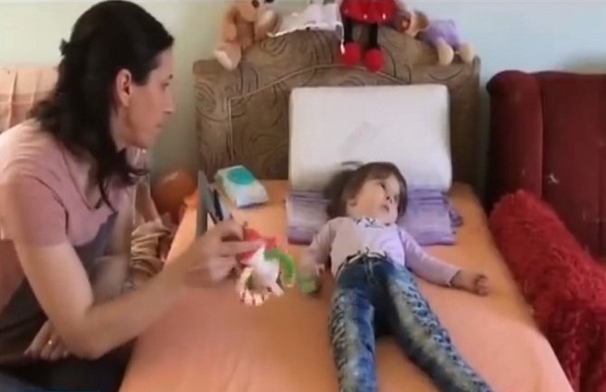 Trogodišnjoj Tijani potrebna pomoć za liječenje, budimo humani!