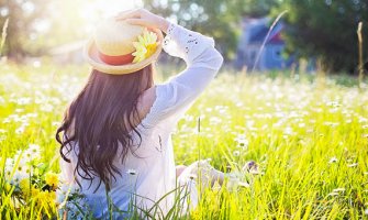 Danas sunčano, moguća slaba i kratkotrajna kiša