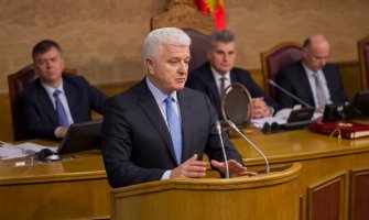 Danas premijerski sat: Marković o Izvještaju EK, javnom dugu, graničnim prelazima