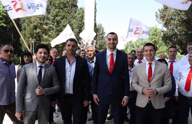 Demokrate i GP URA predali listu Danilovgrad za 21.vijek, nosilac Stjepović