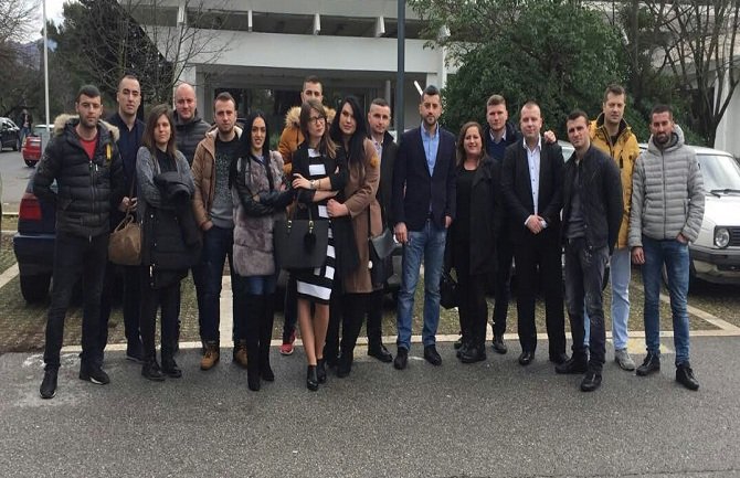 Fejzić: Poboljšati status mladih i podstaći ih na aktivizam