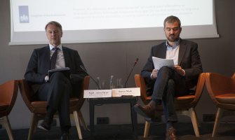 Drašković: Ne vjerujem nijednom političaru koji radi za hiljadu eura