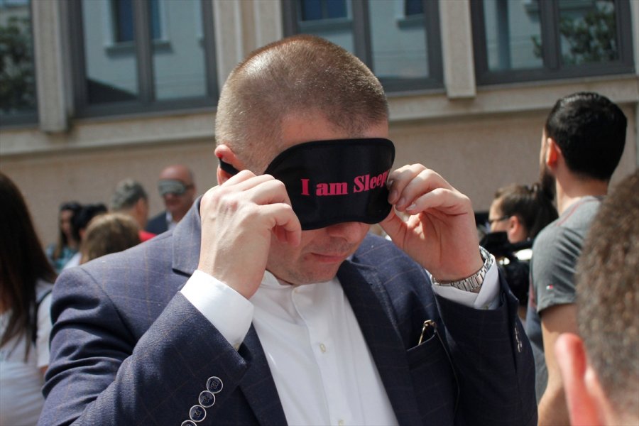 2018050423016675433347650Web