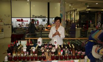 Sajam ogranske hrane i prirodnih preparata u Bazaru (FOTO)