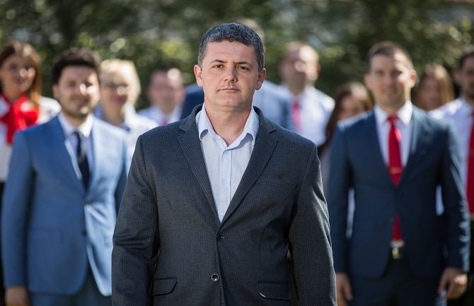 Kosović: Mini deponije se mogu vidjeti na svakom koraku u Baru