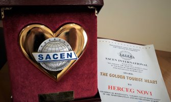 Herceg Novom nagrada „Zlatno turističko srce“