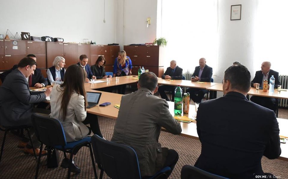 319570758373468831414256631560862303780864n