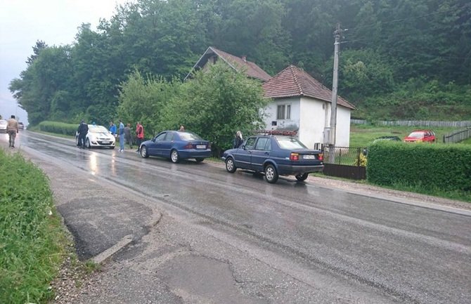 Bijelo Polje: Udes u Potkrajcima, nema povrijeđenih (FOTO)