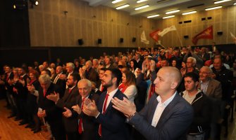 Bečić: Život smo spremni da damo, idemo do kraja 