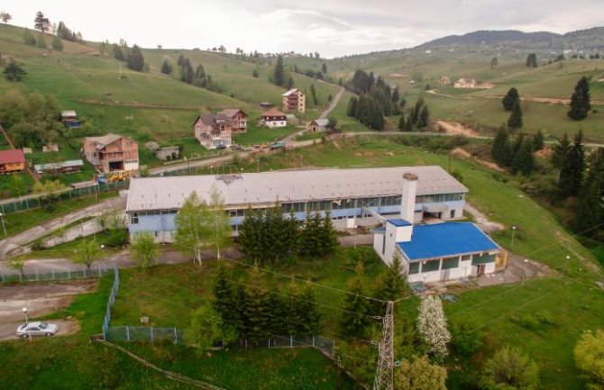 URA: Stvorićemo uslove za ponovno pokretanje proizvodnje flaširane vode u Rožajama   