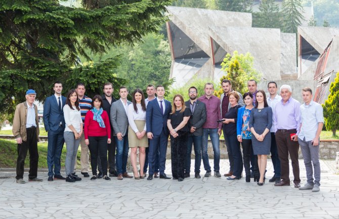 Vlahović: Mi ne gledamo građane kao glasačku mašineriju