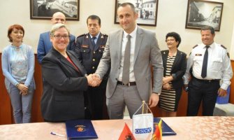 Crnogorski i albanski policajci sedmo ljeto patroliraju zajedno na našem primorju