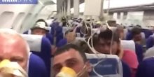 Avion propao sa 9.997 na 500 metara, uspaničeni putnici vrištali i plakali (VIDEO)