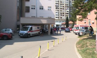 Radnica Kliničkog centra dobila otkaz zbog nepropisnog parkiranja