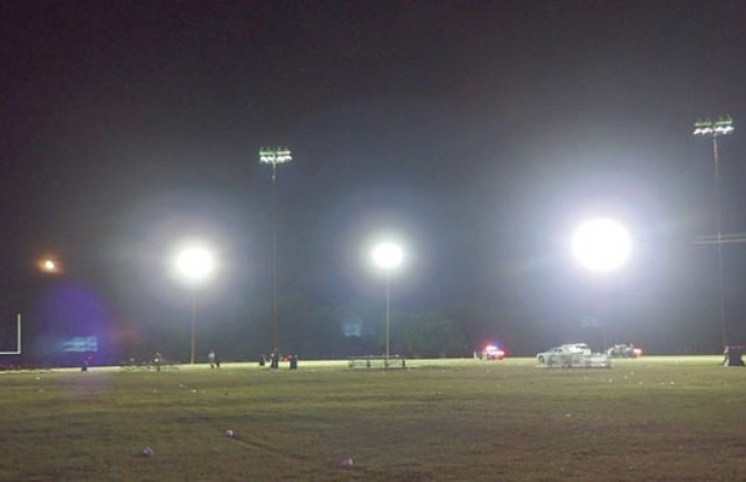 Napad u Teksasu: Pucao na navijače na stadionu, oni uzvratili vatru