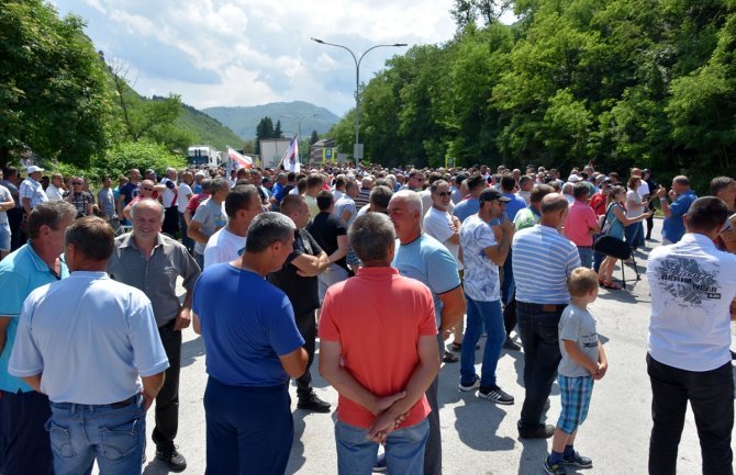 Do Srbije alternativnim putevima, podrška malinarima