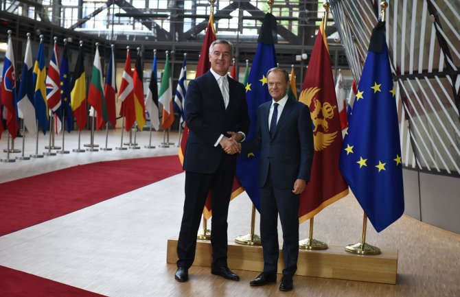 Đukanović: Crnogorci će se osjećati kao građani Evrope; Tusk: Glavni ste trkač u pregovorima