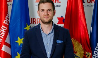 URA: Darmanović da opozove Mićunovića sa mjesta ambasadora u Srbiji