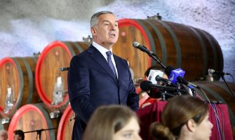 Đukanović: Crnu Goru pretvoriti u centar regionalnog biznisa