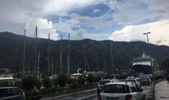 Primjedbe turista gradske linije i cijene taksi usluga