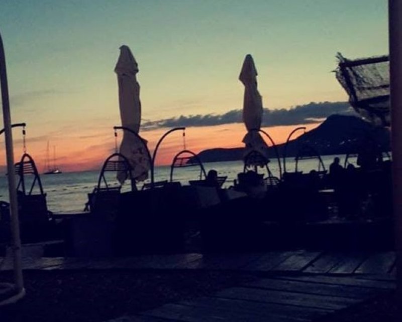 3505832123341154434818597050827572510195712n1