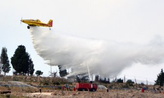Bar: Akcija gašenja požara u blizini rafinerija, na brodu, pad helikoptera...