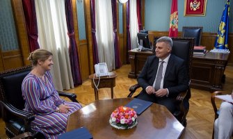 Predsjednik Skupštine razgovarao sa ambasadorkom Velike Britanije