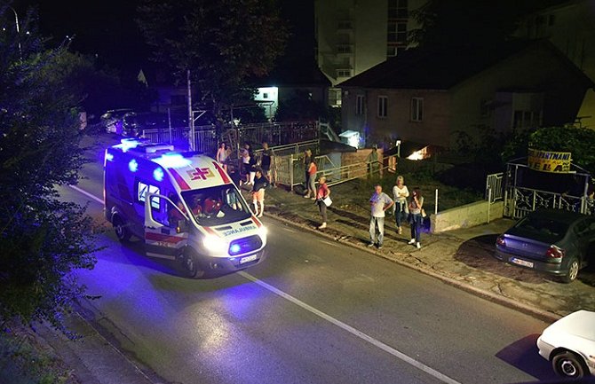 Devet saobraćajki na teritoriji Boke, jedna osoba izgubila život