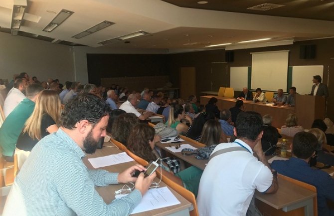 Predrag Jelušić izabran za šefa budvanskog DPS-a