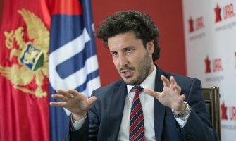 Abazović: Uzalud otvorene liste ako ćemo kupovati glasove i pritiskati birače